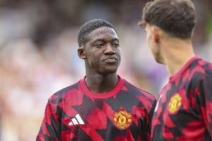 开云-坚决不放人！罗马诺：尽管梅努要求租借离队，但他离队可能性是0