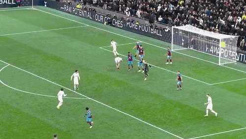 1704497934922043500.gif 1704497934922043500.gif