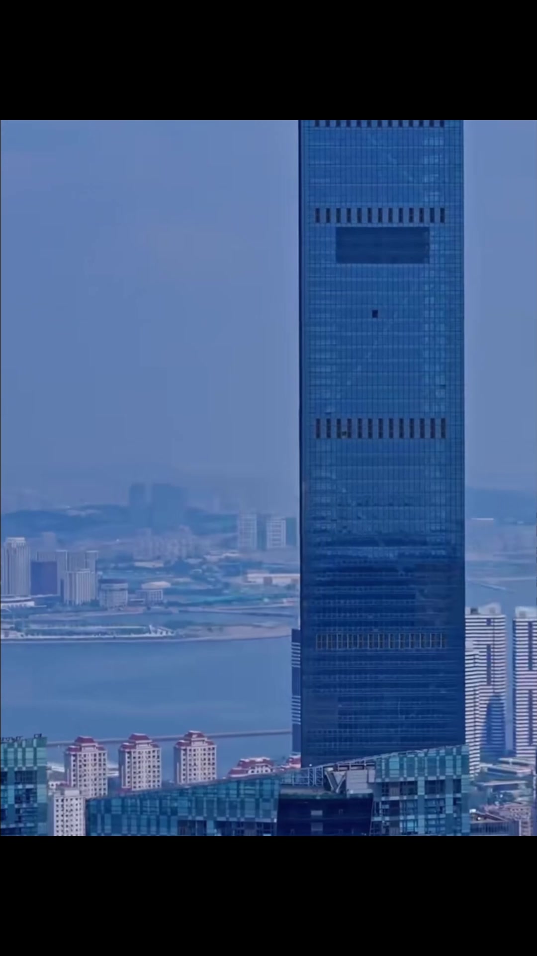 开云-官方：大连英博签下32岁罗马尼亚国脚斯坦丘，球员曾随三镇夺中超